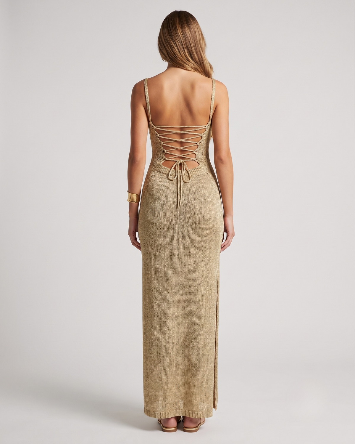 Vibonanza | Elegante Goudkleur Jurk met Verstelbare Bandjes