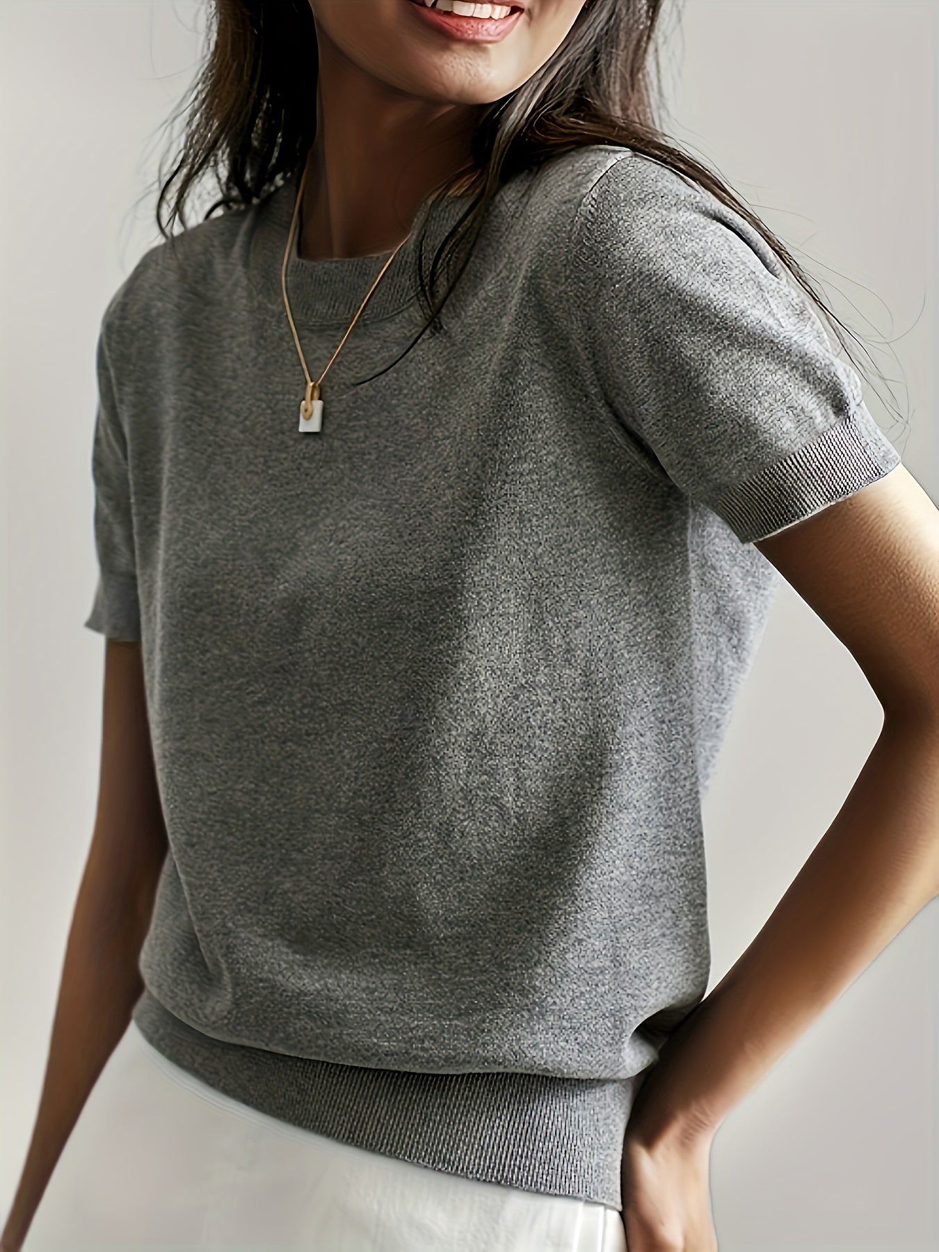 Vibonanza | Grijze T-shirt met Korte Mouw en Zomerstof