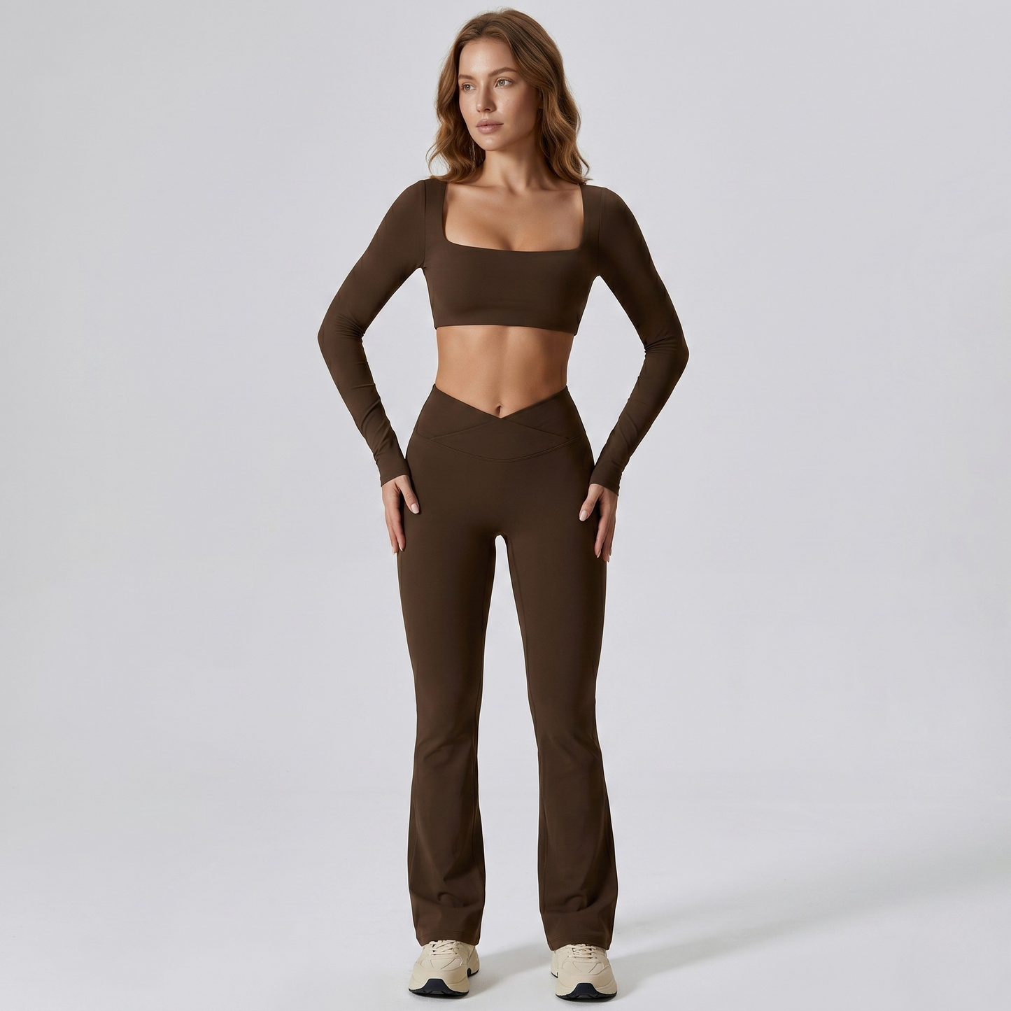 Vibonanza | Set van Flared Legging en Crop Top met Lange Mouwen