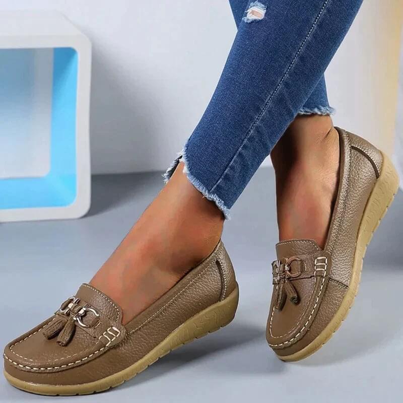 Vibonanza | Orthopedische Leren Loafers met Tassel Detail