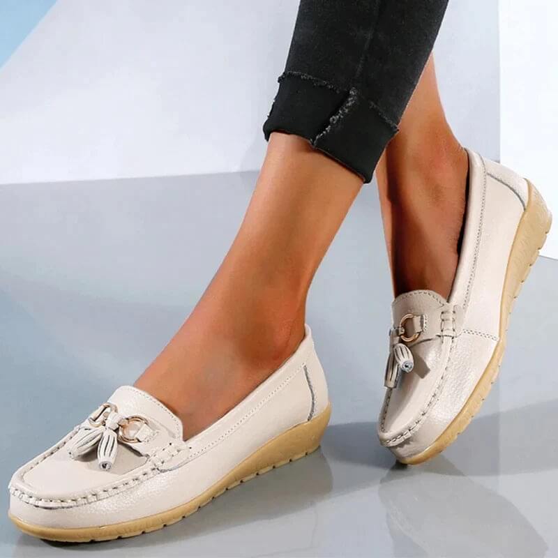 Vibonanza | Orthopedische Leren Loafers met Tassel Detail