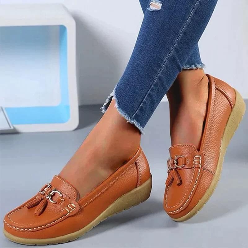 Vibonanza | Orthopedische Leren Loafers met Tassel Detail