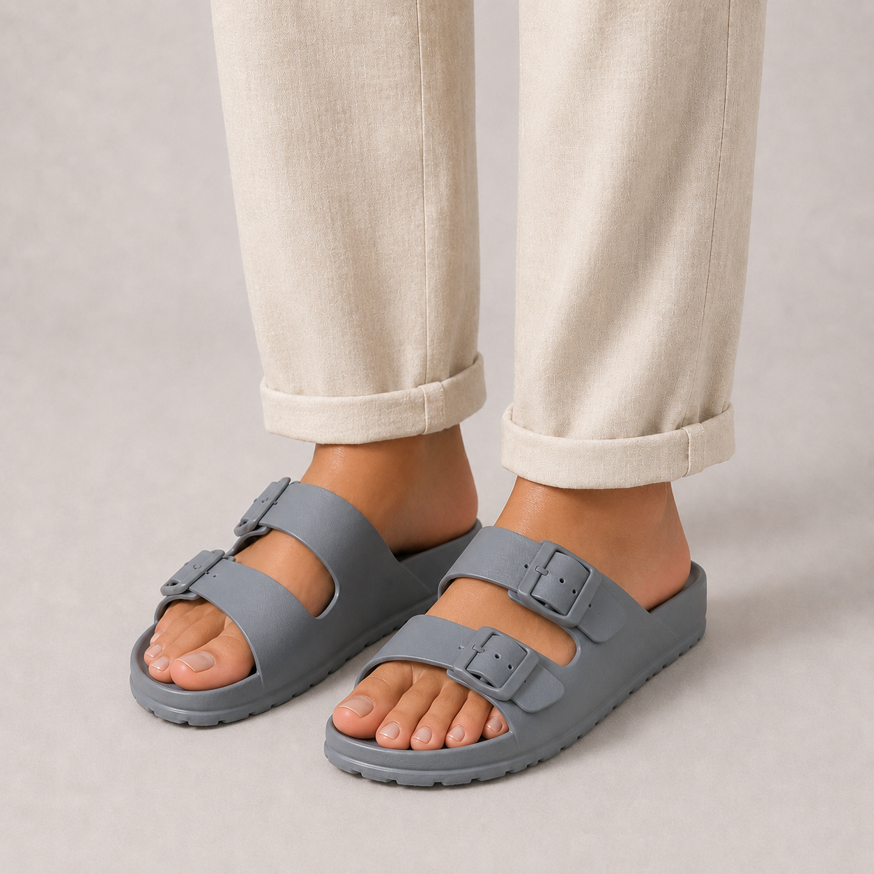 Vibonanza | Slippers met Dubbele Gesp en Open Teen