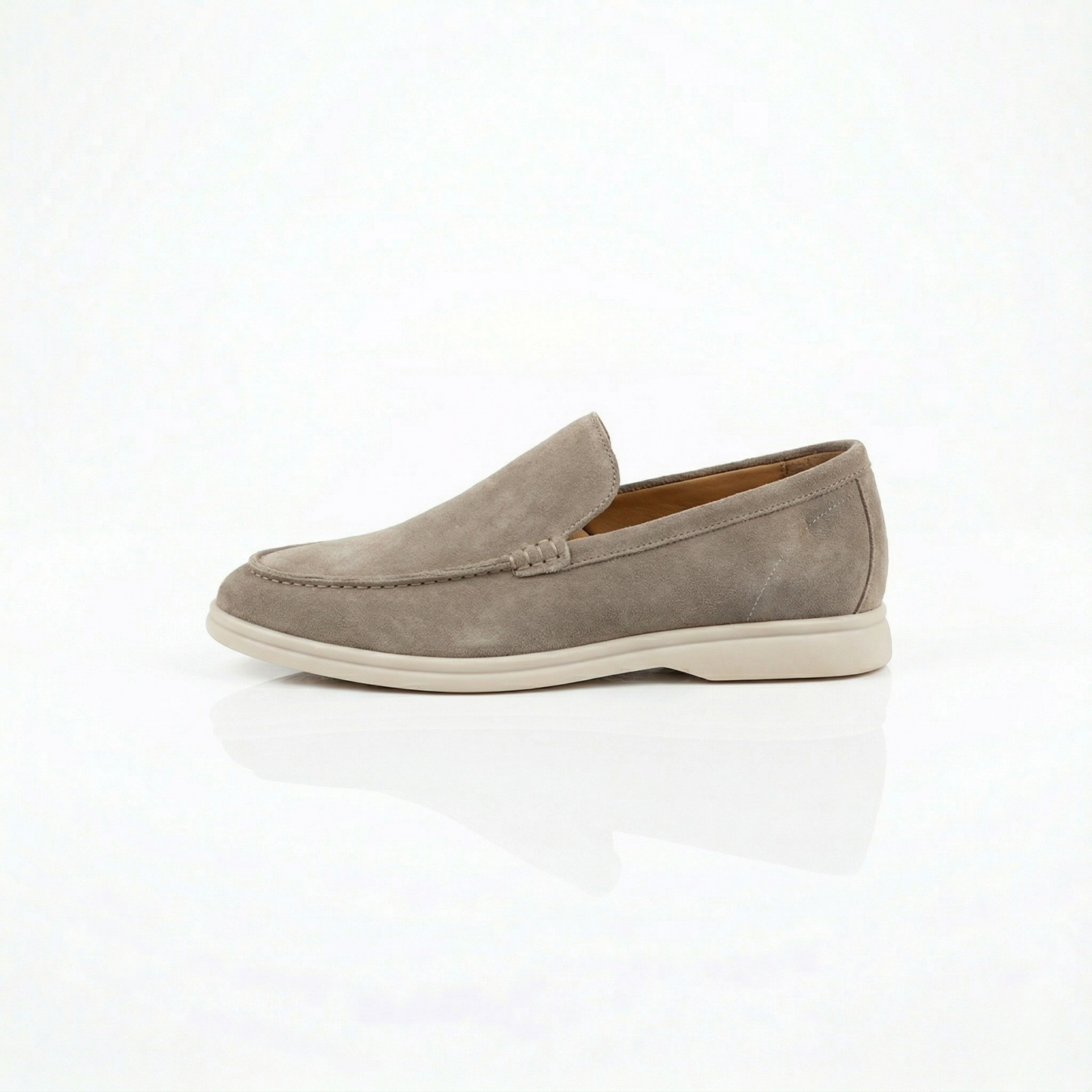 Vibonanza | Heren Beige Suède Loafers