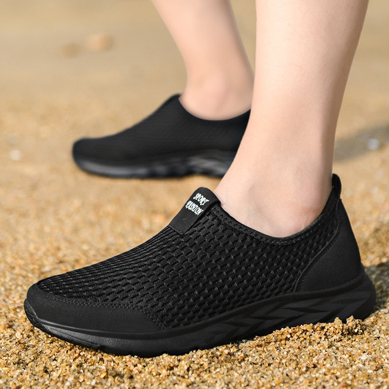 Vibonanza | Uniseks Zwarte Slip-On Sportschoenen