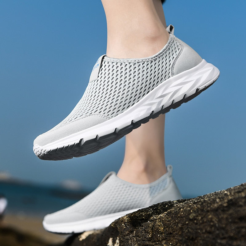 Vibonanza | Uniseks Zwarte Slip-On Sportschoenen