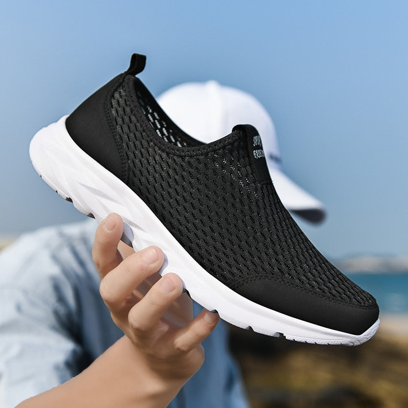 Vibonanza | Uniseks Zwarte Slip-On Sportschoenen