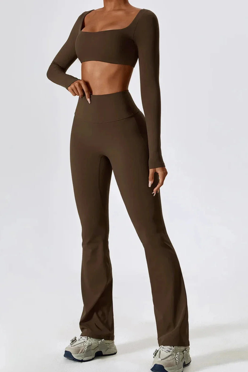 Vibonanza | Set van Flared Legging en Crop Top met Lange Mouwen