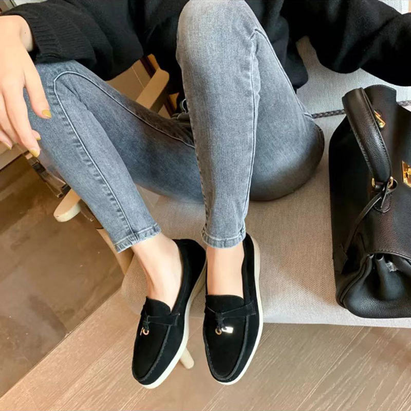 Vibonanza | Dames Suède Loafers met Slotdetail