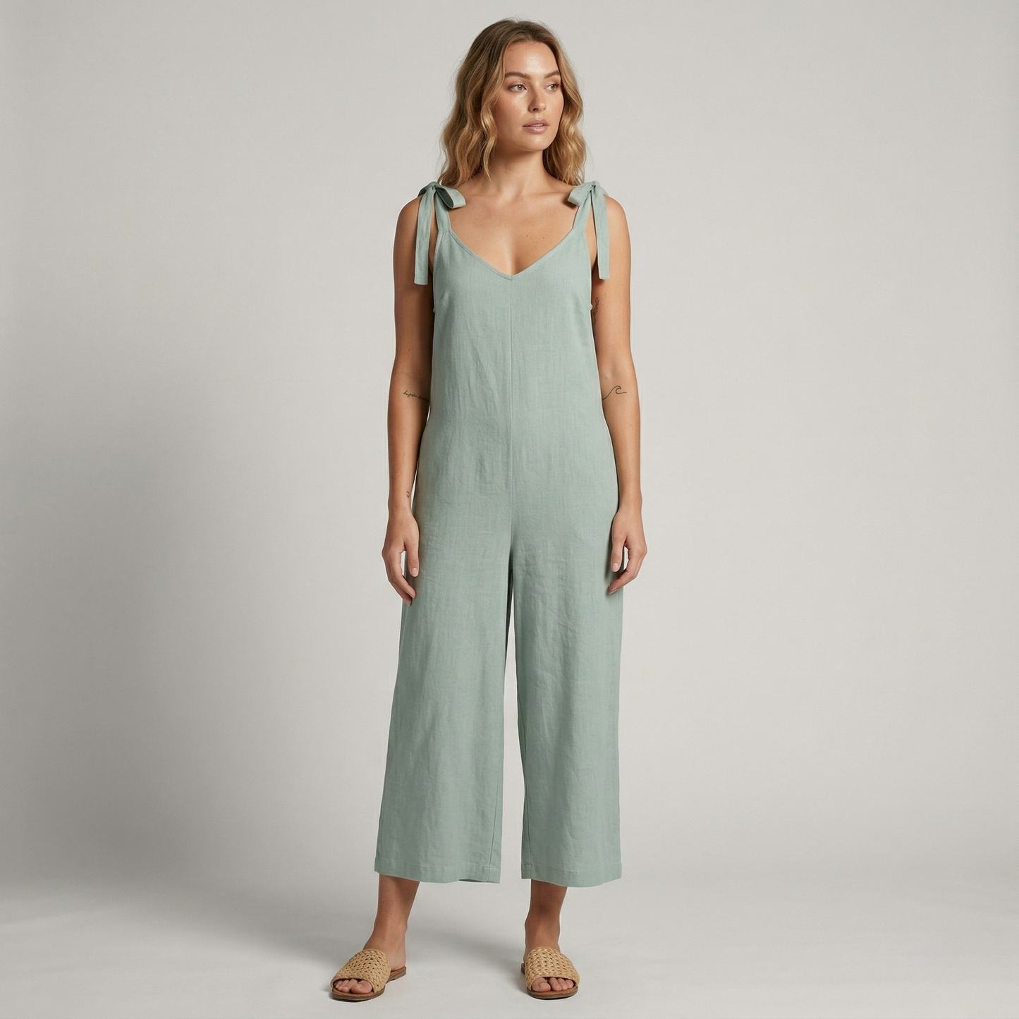 Vibonanza | Dames Mouwloze Khaki Jumpsuit