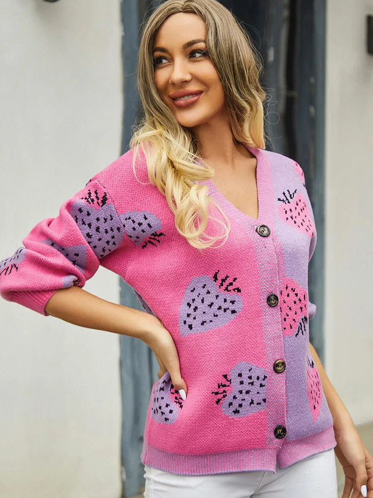 Vibonanza | Damesvest met Aardbeienprint en Lange Mouwen