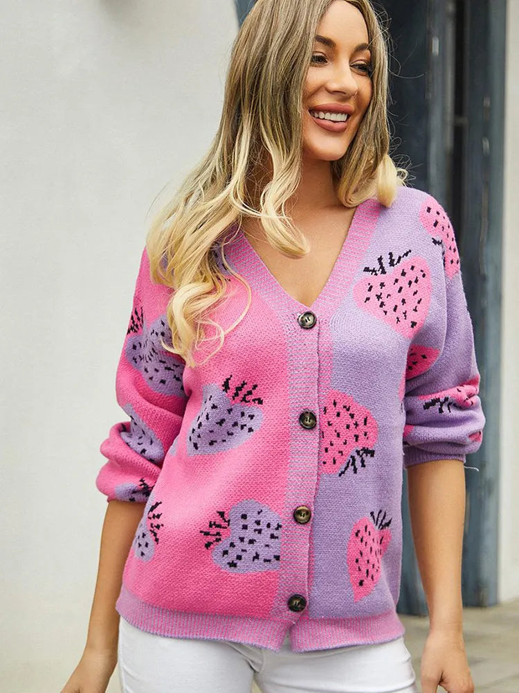 Vibonanza | Damesvest met Aardbeienprint en Lange Mouwen