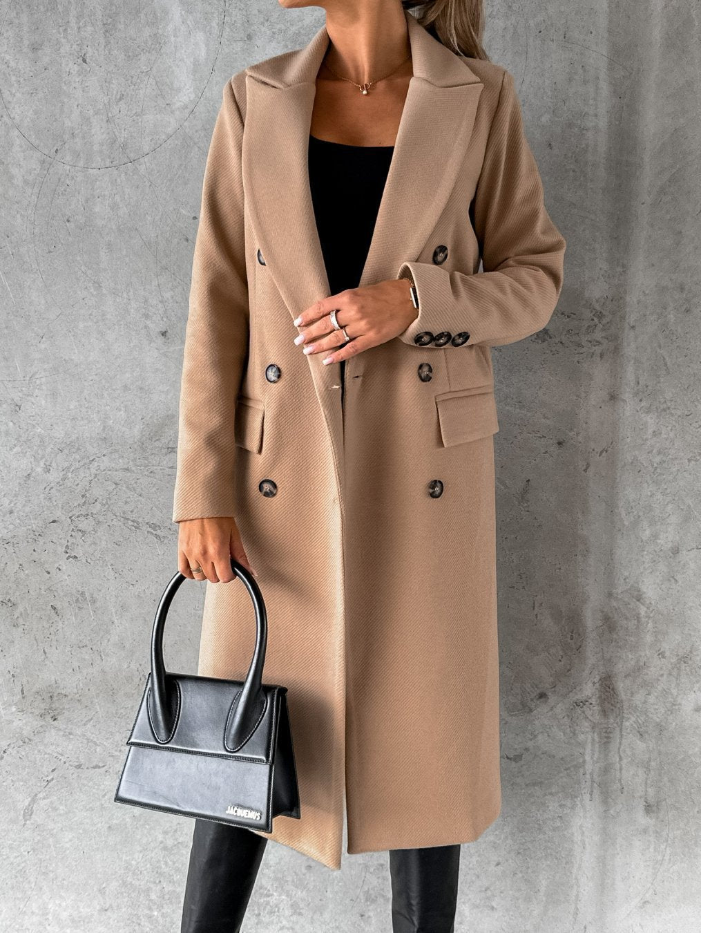 Vibonanza | Licht Beige Dubbelknoop Winterjas Dames