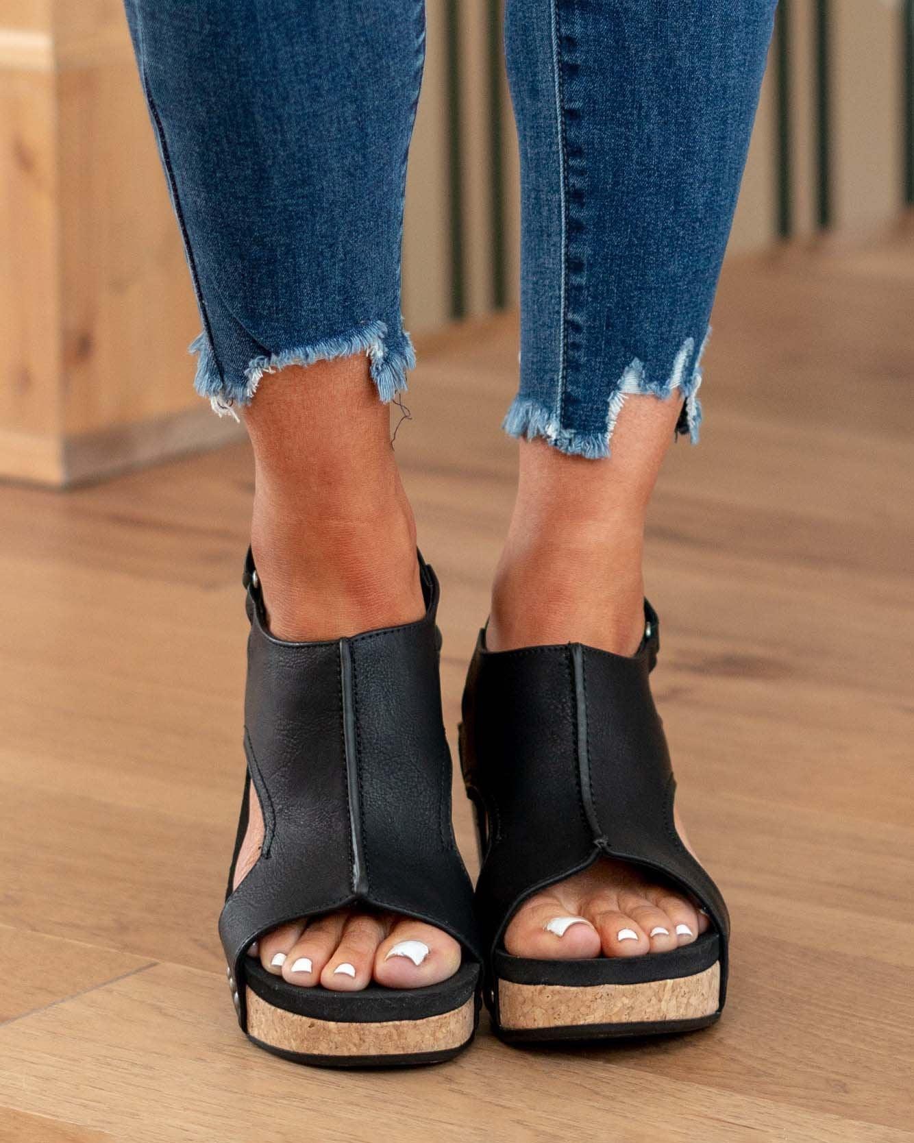Vibonanza | Zomerse Dames Sandalen met Sleehak en Klittenbandsluiting